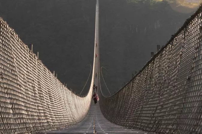 Gandaki Golden Footbridge.jpg